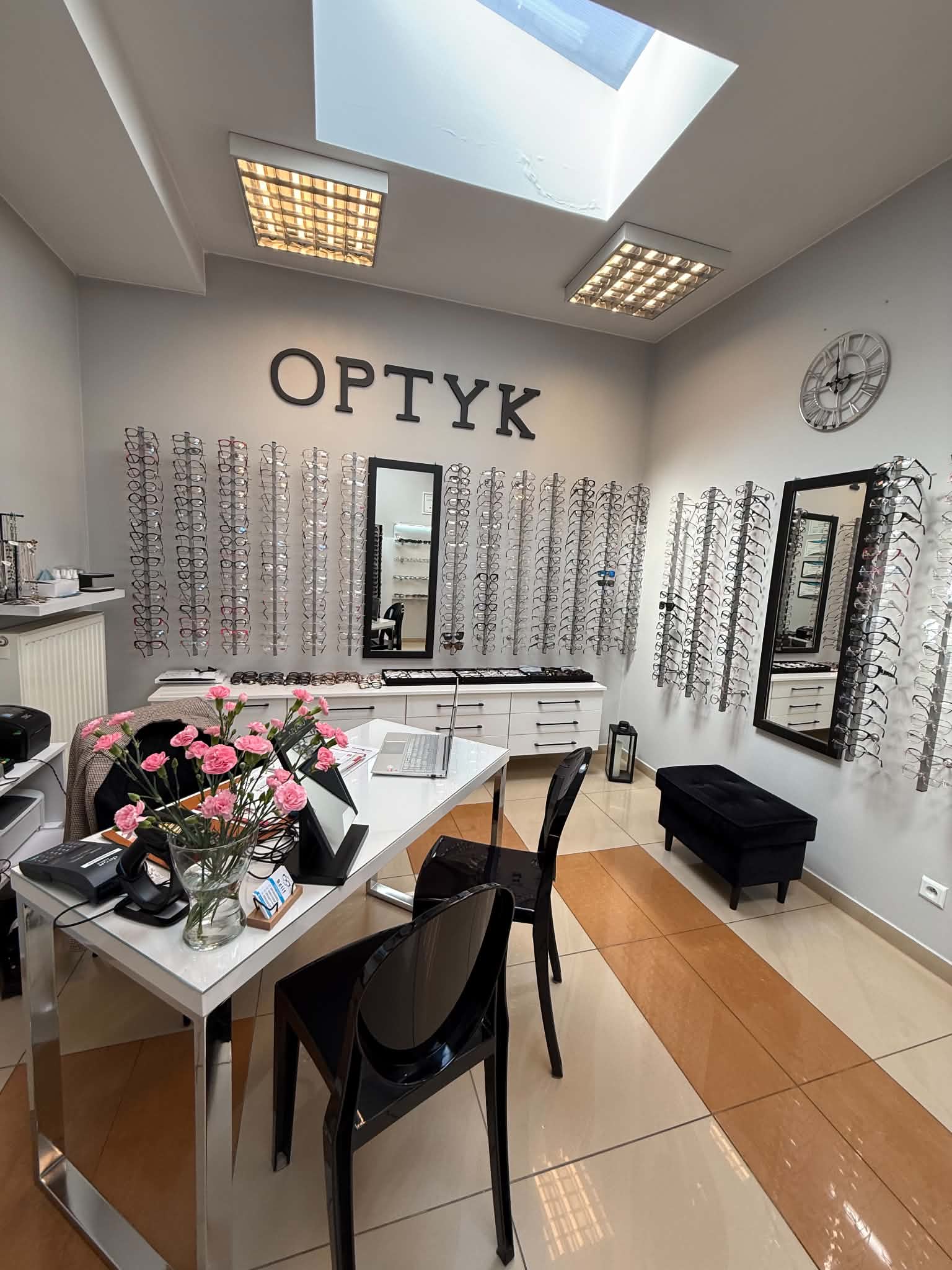 Wnętrze salonu Optyk Szlif